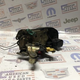 JEEP GRAND CHEROKEE WH SAĞ ÖN KAPI KİLİDİ