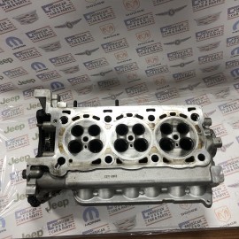JEEP GRAND CHEROKEE WK 3.0 VM SİLİNDİR KAPAĞI
