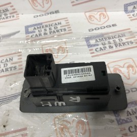 JEEP GRAND CHEROKEE WH ARKA CAM AÇMA DÜĞMESİ