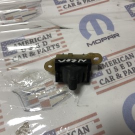 CHRYSLER NEON ARKA CAM AÇMA DÜĞMESİ