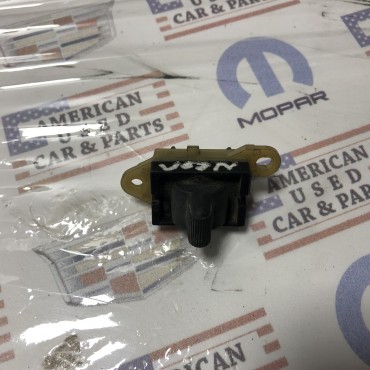 CHRYSLER CONCORDE ARKA CAM AÇMA DÜĞMESİ