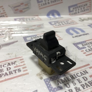 CHRYSLER VOYAGER ARKA CAM AÇMA TUŞU