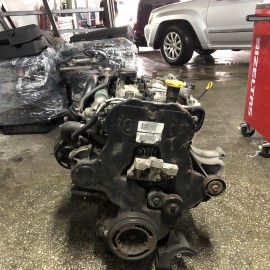 2004 JEEP CHEROKEE KJ 2.8 MOTOR