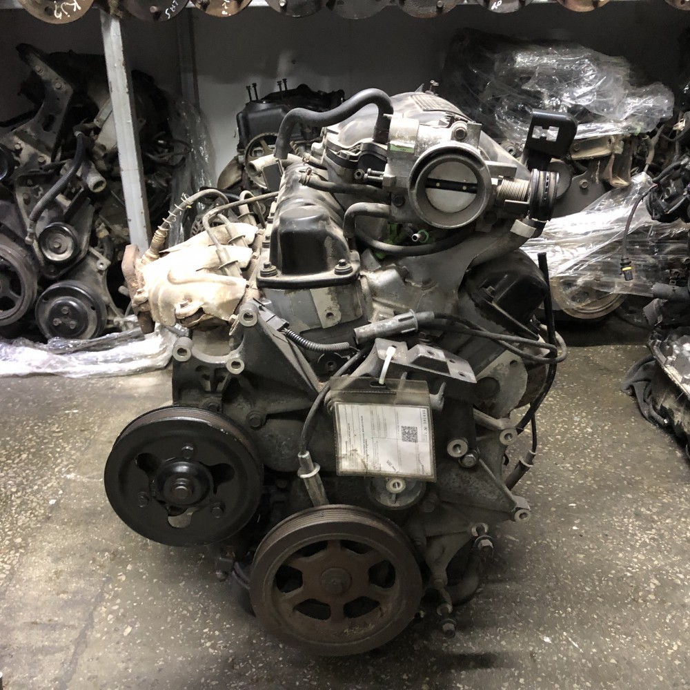 CHRYSLER VOYAGER 3.3 V6 MOTOR