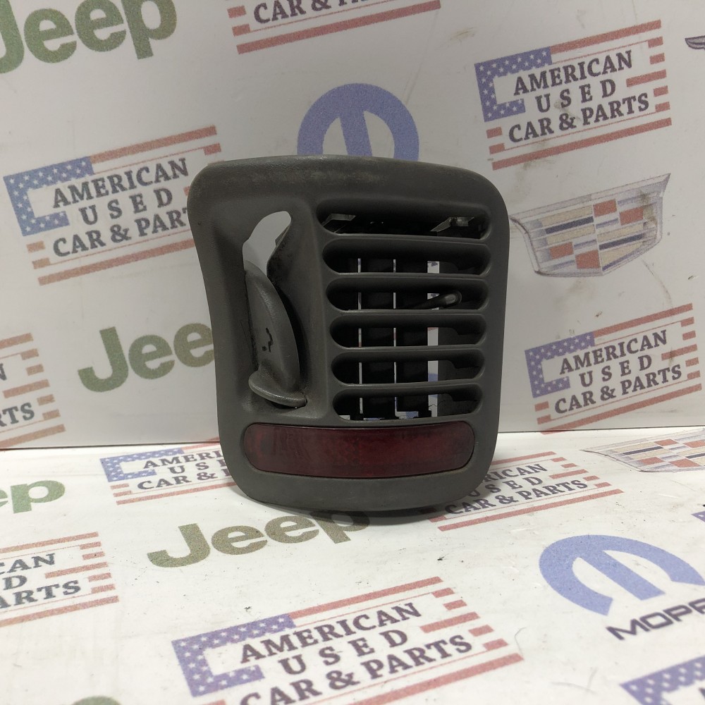 1996-2001 CHRYSLER VOYAGER SAĞ ÖN KAPI KLİMA IZGARA PANELİ GRİ