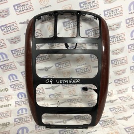 2002-2007 CHRYSLER VOYAGER ORTA PANEL ÇERÇEVESİ AHŞAP