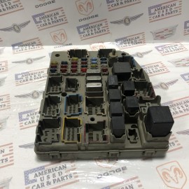 1996-1998 JEEP GRAND CHEROKEE ZJ 5.2 SİGORTA KUTUSU